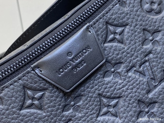 Affordable Moon LOUIS VUITTON Crossbody 0707